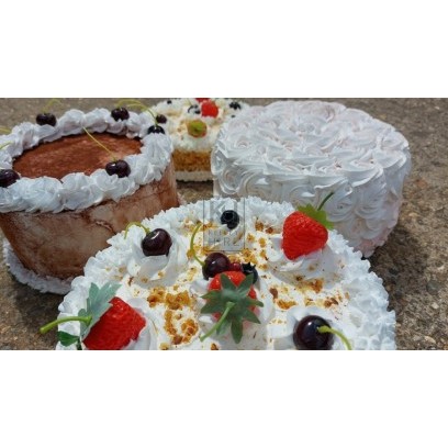 Assorted Cakes & Gateaux